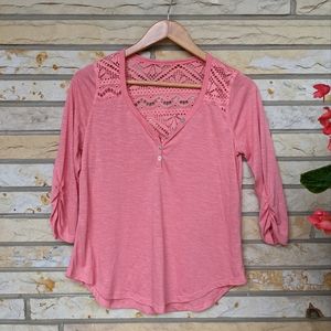 NEON SOUL peach-coral blouse with lace crochet